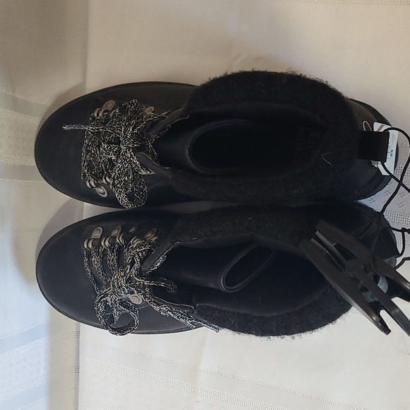 Time & Tru Ankle Boots NWT 8 - Picture 6 of 8